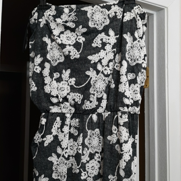 Strapless Floral Jumpsuit - Picture 1 of 5